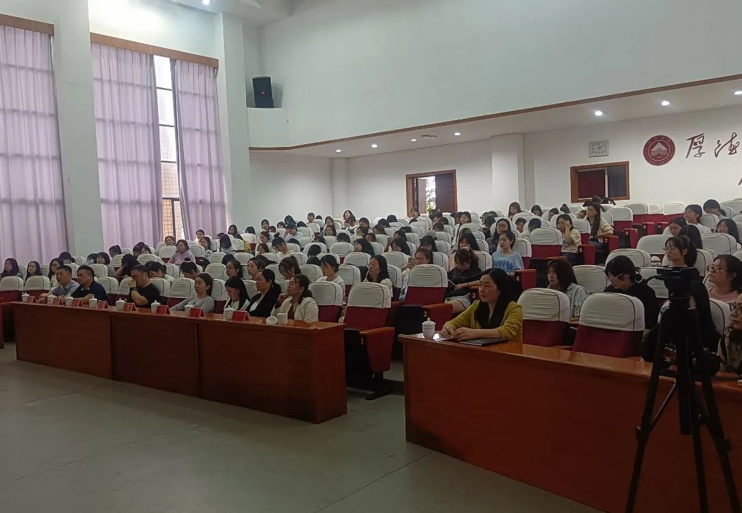 萍乡学院宣讲5.jpg